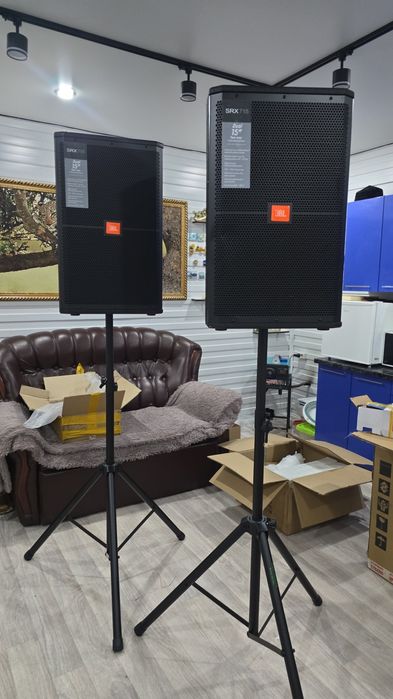 Музыкальное оборудование.