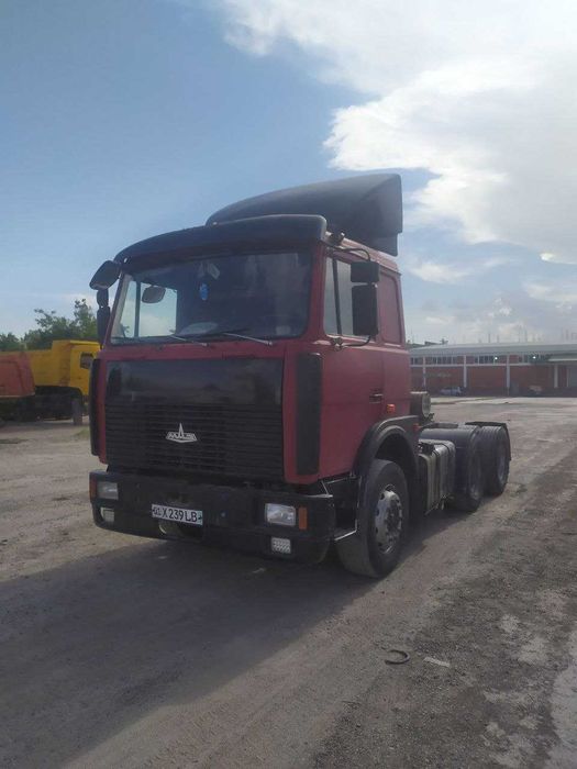 Продаётся тягач Супер Маз