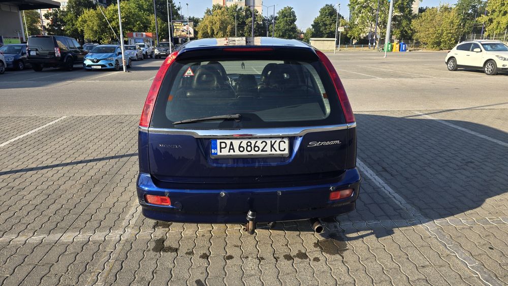 Honda Stream  продава