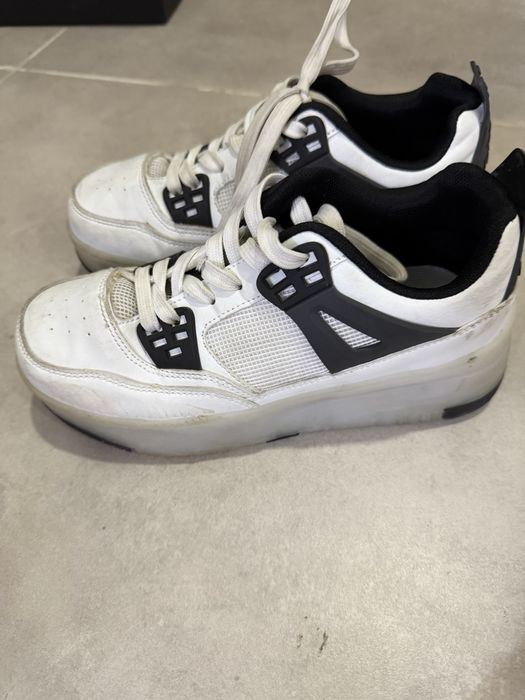 Продам кроссы ролики