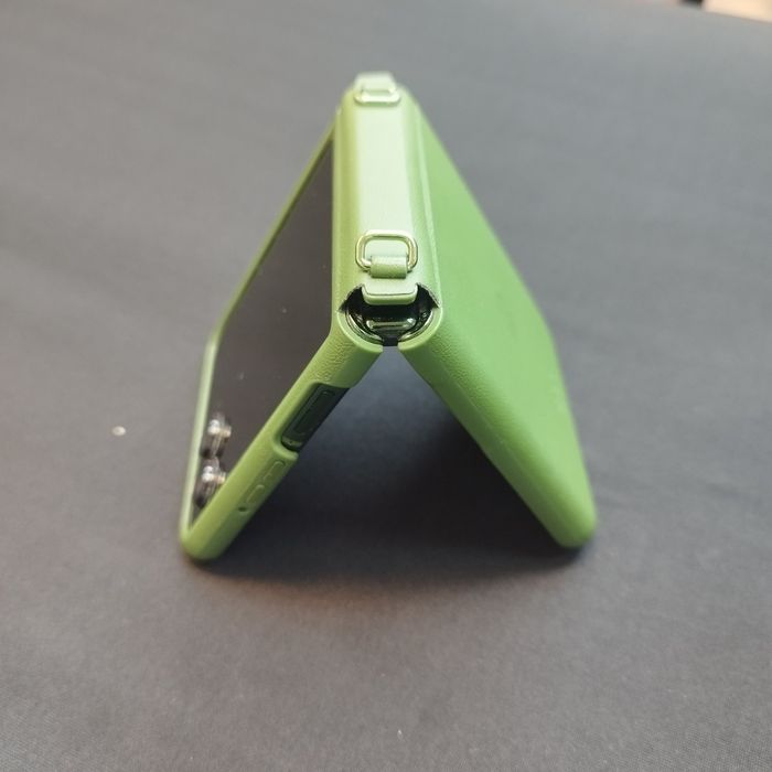 Продам телефон  Motorola razr 50 ultra