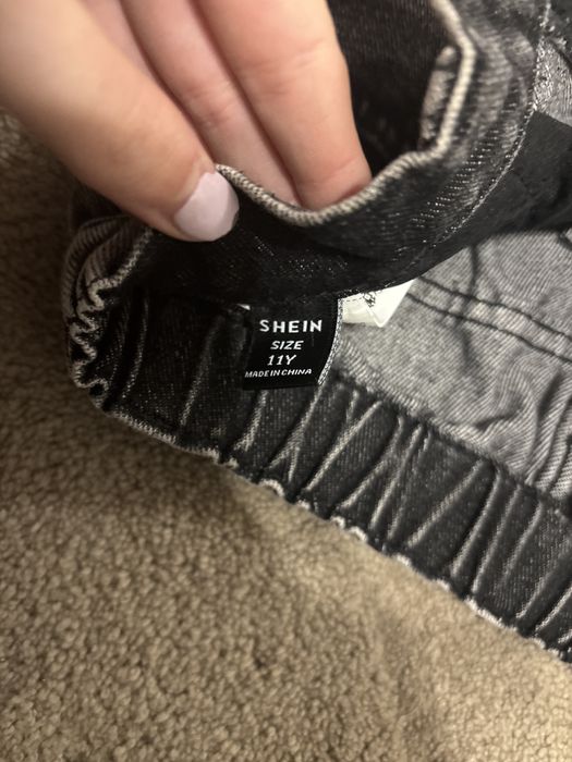 Скъсани дънки за деца