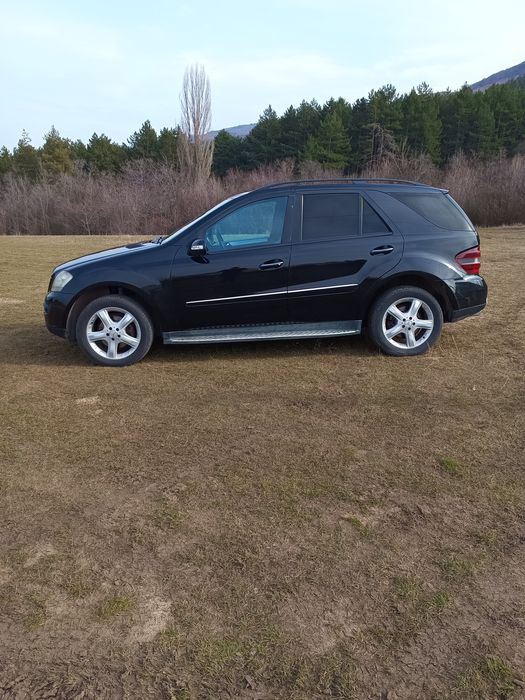 Mercedes ML W164 3.2 CDI 4 Matic цена  5900€