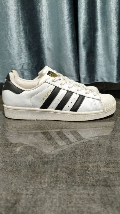 Кроссовки Adidas Superstar
