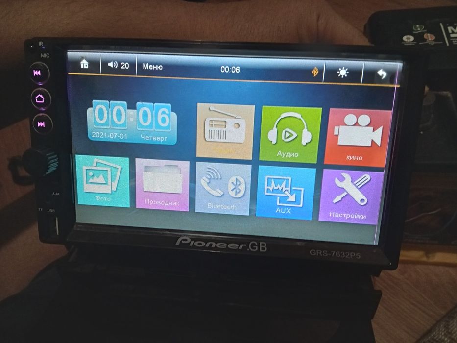 Продам  автомагнитолу