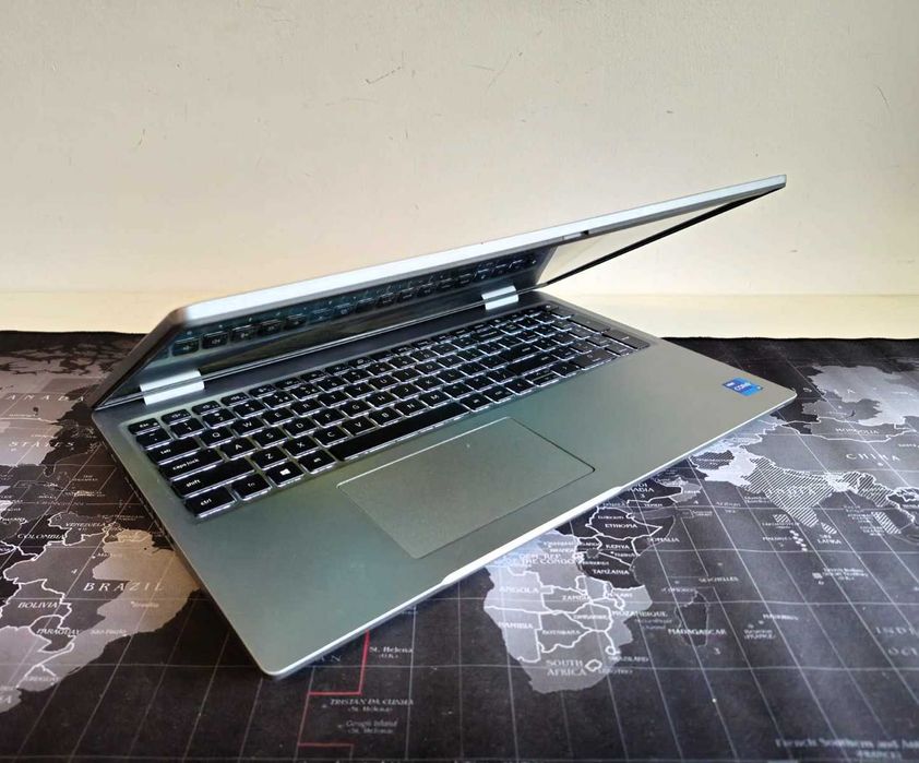 Dell Precision 3561 15,6 FHD i7-11850H nVidia T600 SSD 1TB 32GB RAM