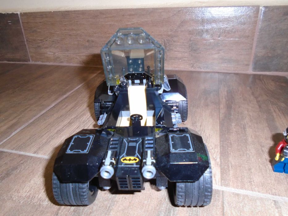 Lego Super Heroes 76159 Batman urmarirea lui Joker