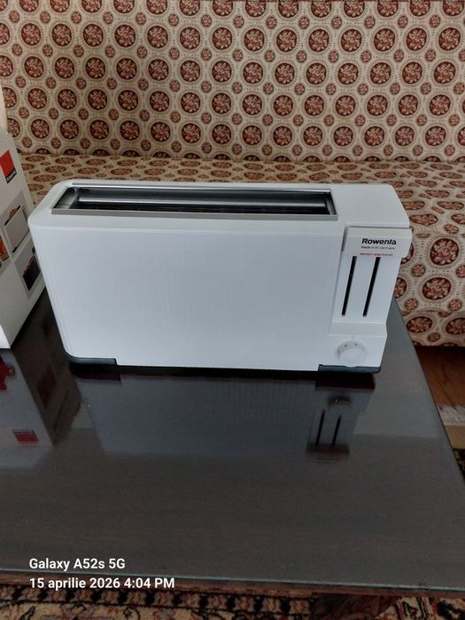 Vând prăjitor de pâine Rowenta