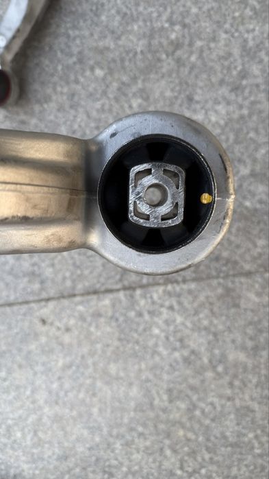 Brate Audi A4 Avant