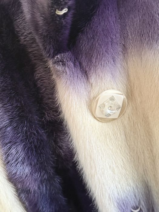 Продам норковую шубу