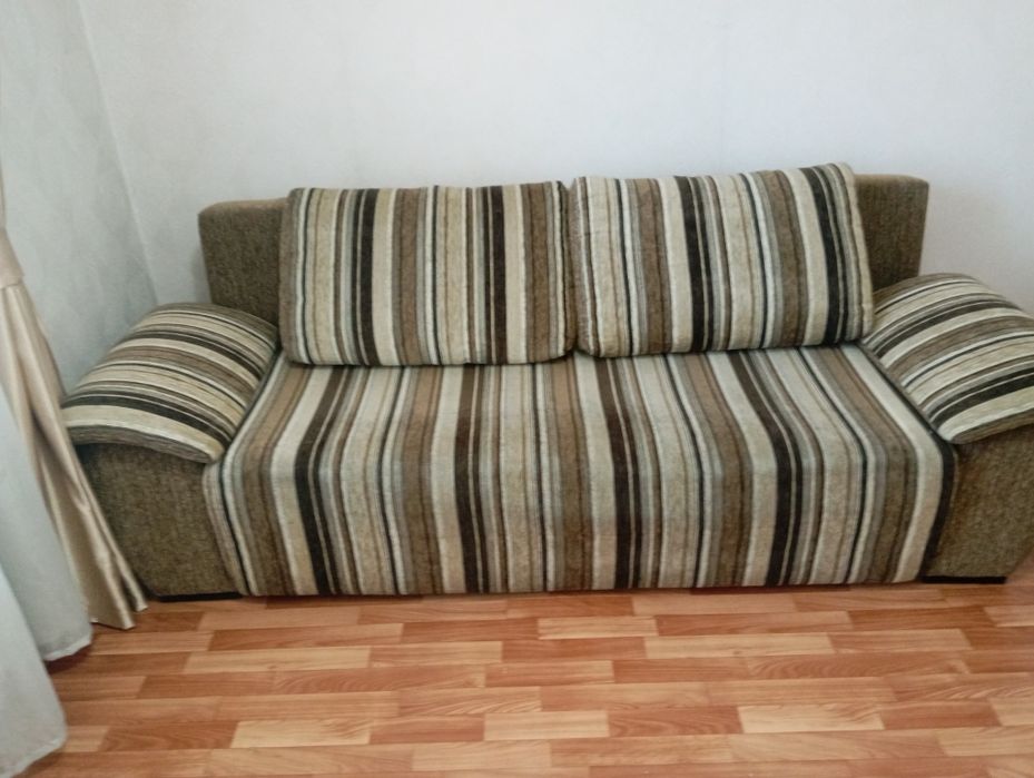 Продам мягкий раскладной диван