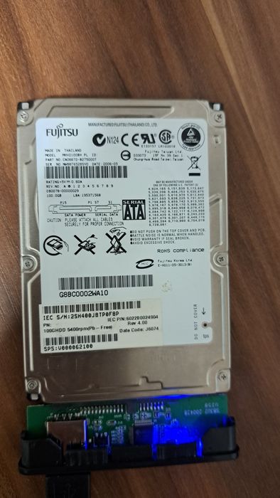 Hard disk 100 Gbit Fujitsu