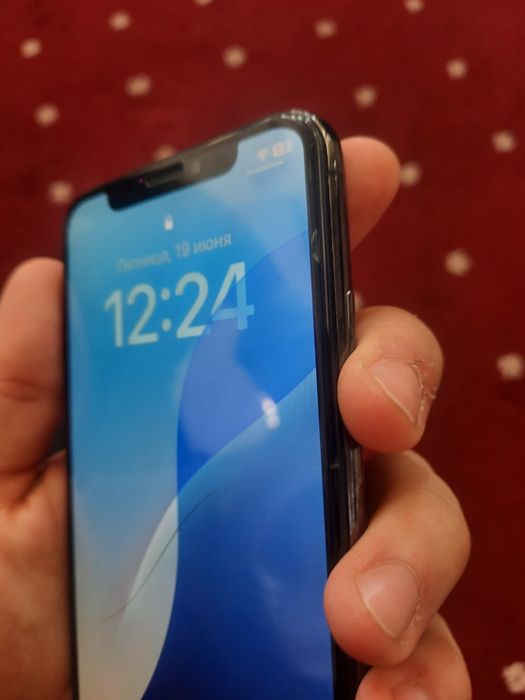 Iphone xs black 64gb