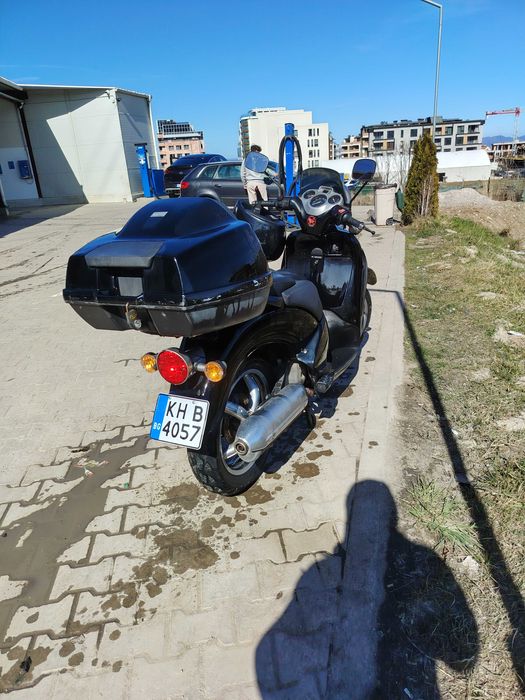 Aprilia scarabeo 200