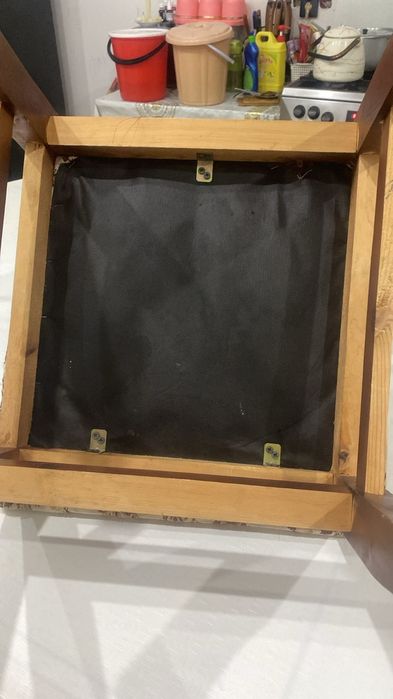 Стол отырғышымен 100мын