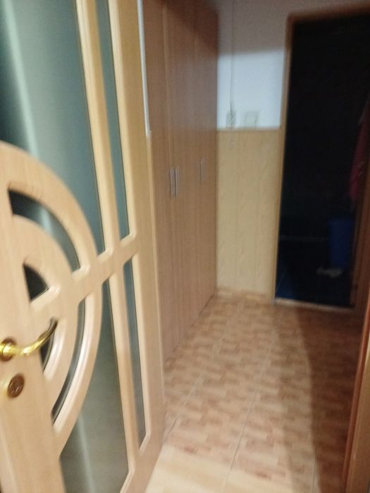 Apartament 2 camere semidecomandat