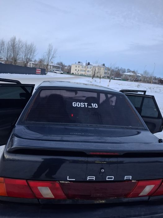 Продам машину ваз2115