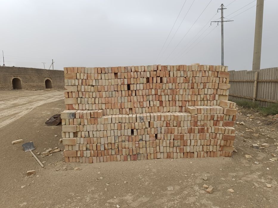Жженный штучный кирпич,стандартный