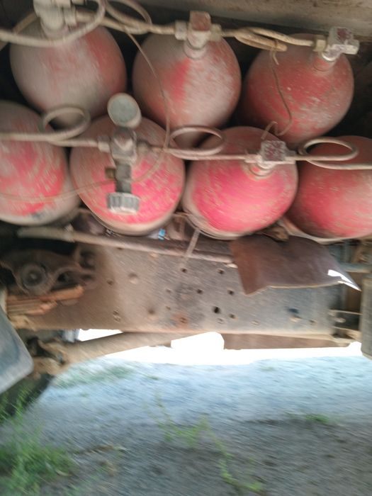 Продам ЗиЛ-130 , самосвал, мотор Урал