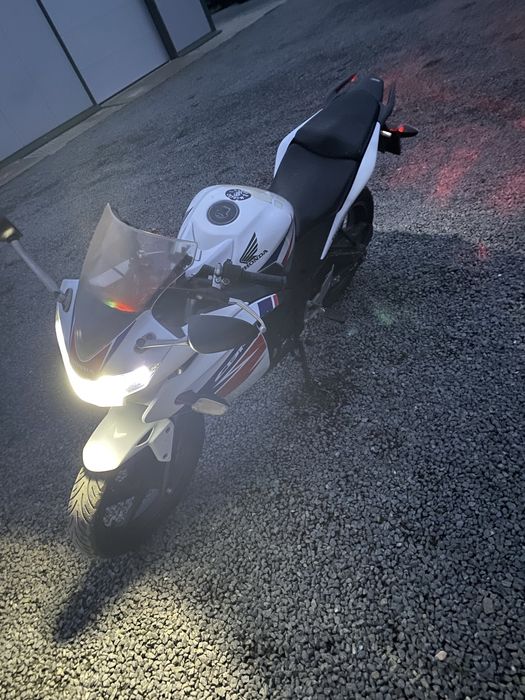Vand Honda CBR125R
