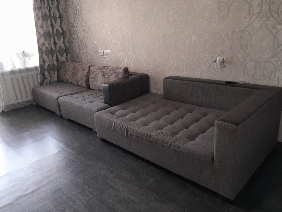 Продам диван! Для зала