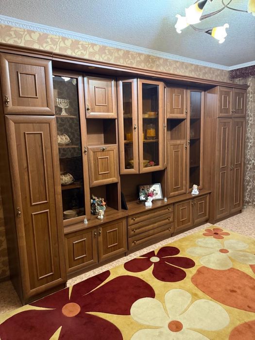 Продам стенку. В отличном состоянии