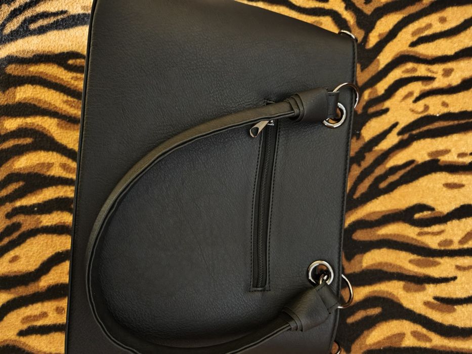 дамска кожена чанта