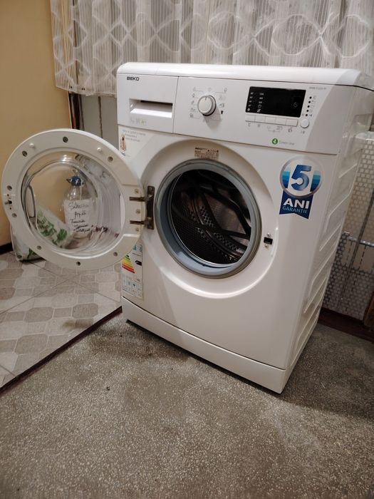Vând mașină de spalat "BEKO"