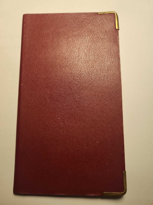 шах : дървен 48х48см +табла и пирогфафиран р-р 34х34 см, к-ти с фигури