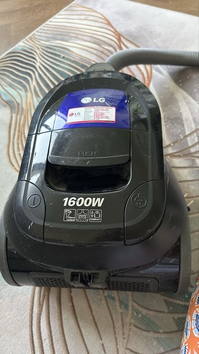 Продам пылесос LG