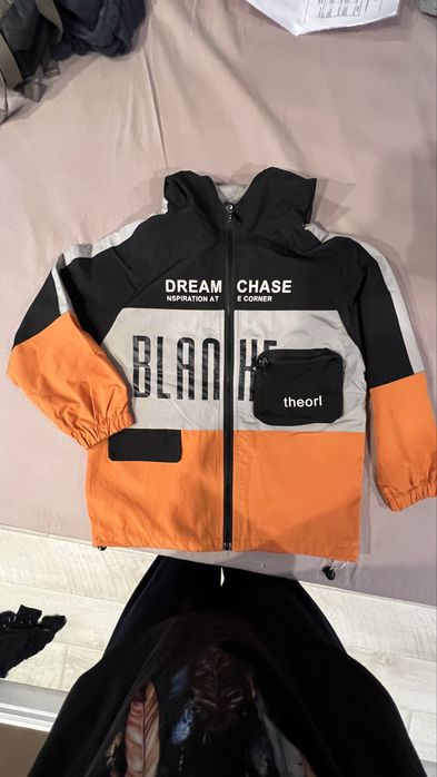 Ветровка на 7-10 лет