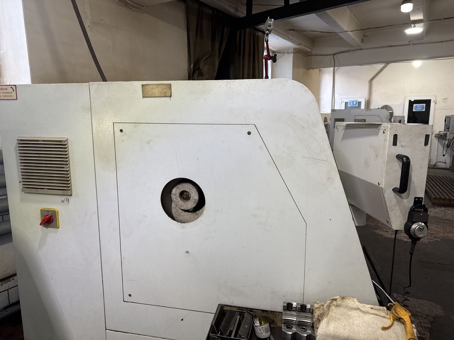 Токарный станок с ЧПУ