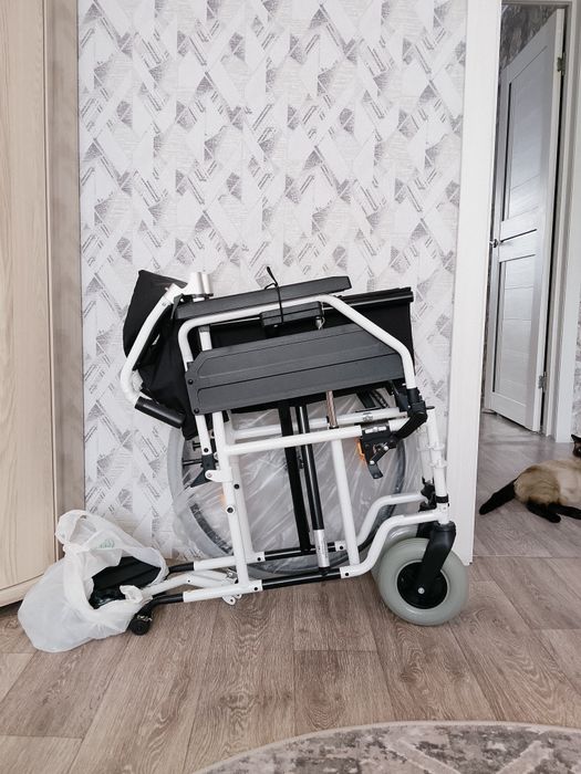 Коляска инвалидная прогулочная