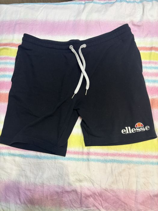 Маркови тениски и панталони