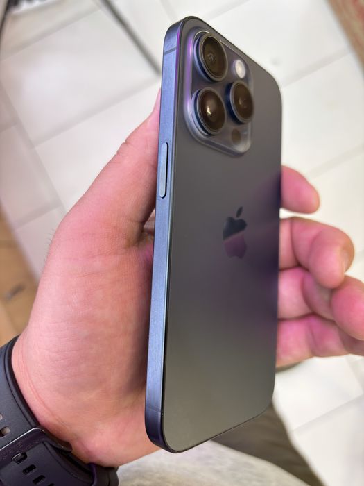 Айфон 15 про 256 гб акб 90%