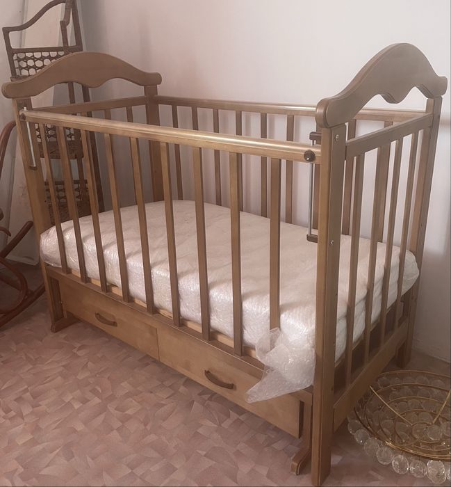 Продам кровать детский  с матрасом 40тыс
