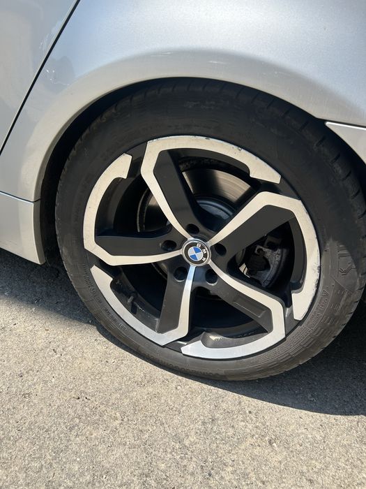 Джанти бмв 18 цола с добри гуми