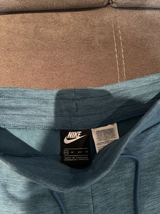 Тениски КАТО НОВИ размер С