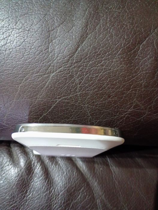 Blackberry Bold Touch 9900 ( decodat)