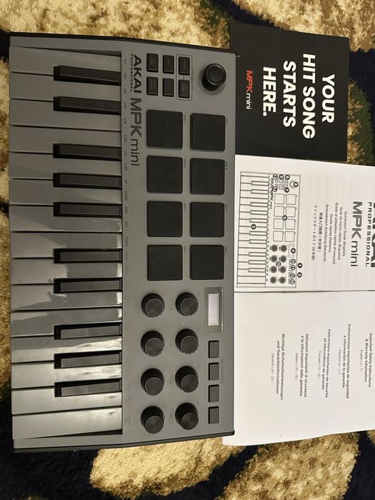 Akai mpk mini Grey