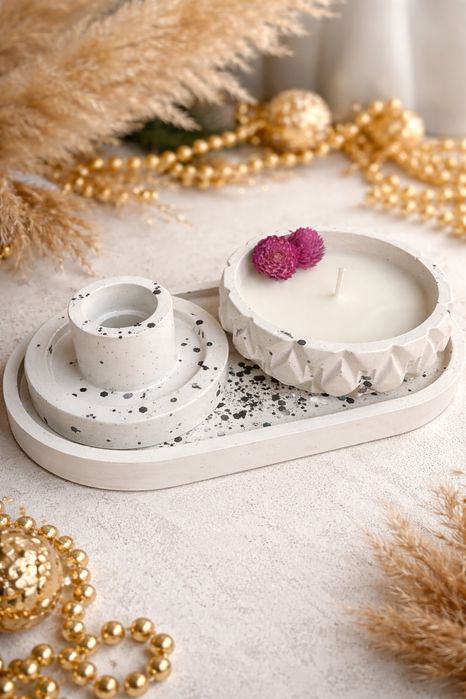 Декор из гипса и свечи