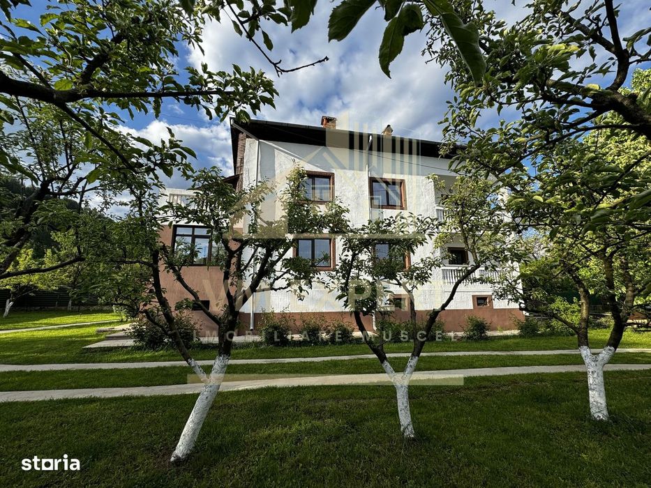Vila S+P+E-306 Mp, Teren 2078 Mp, Campulung