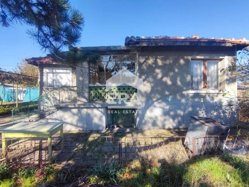 Къща  в кв.Болярово