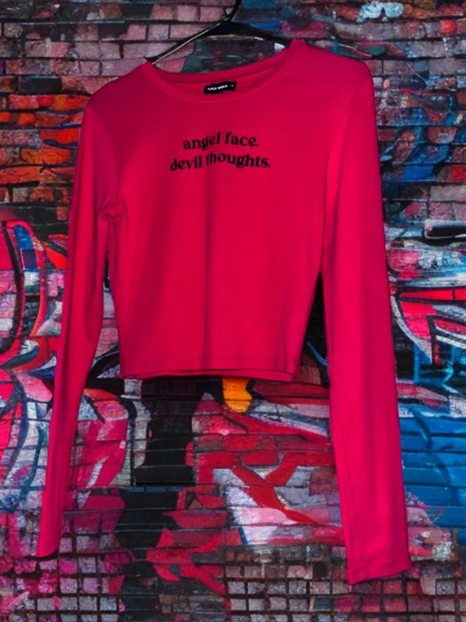 Женский красный лонгслив