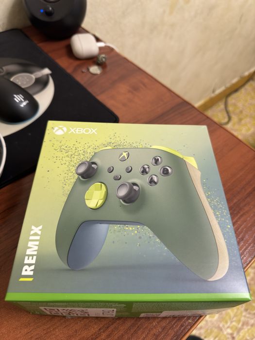 Беспроводной геймпмад Microsoft Xbox Series X S Remix Special Edition