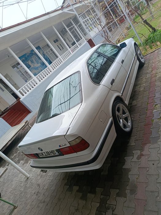 BMW E34. ///M5 Sotiladi