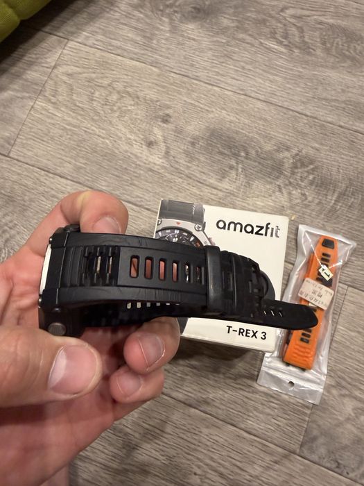 Amazfit T-REX 3 смарт часы