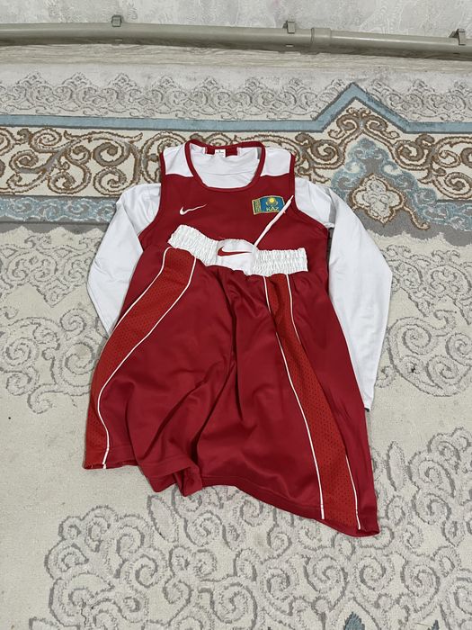 Продаю боксерскую форму