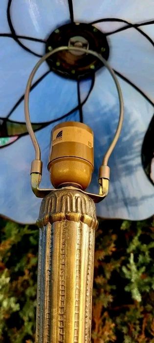 Lampă stil Tiffany.