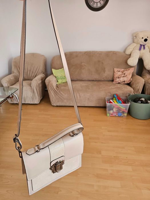 Geanta dama crossbody, noua, marime medie